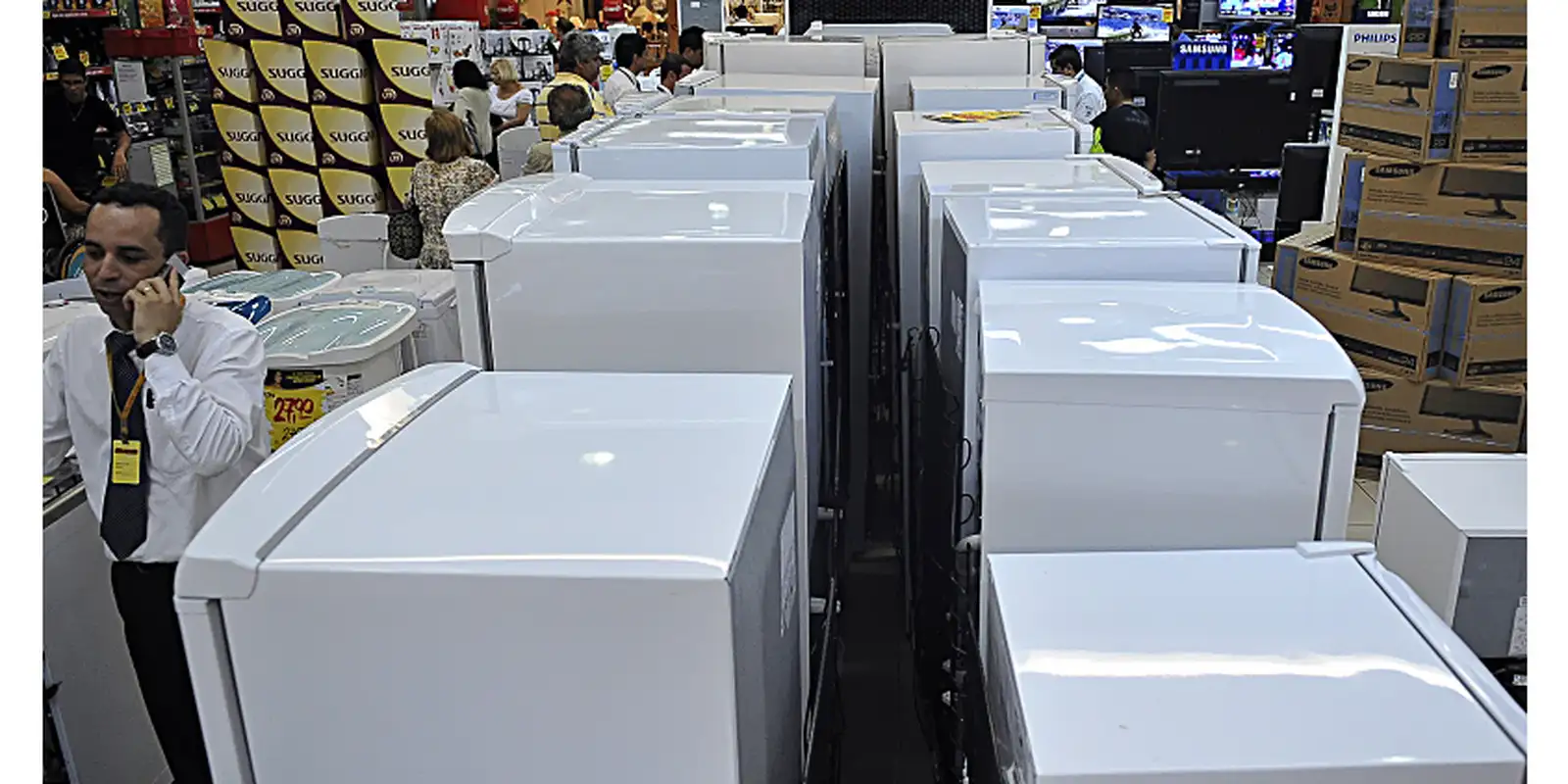 Expectativa da indústria eletroeletrônica é retração neste semestre Expectativa da indústria eletroeletrônica é retração neste semestre