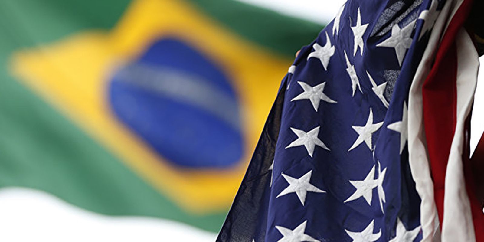 Câmaras de comércio nos EUA e no Brasil pedem suspensão Câmaras de comércio nos EUA e no Brasil pedem suspensão de taxas