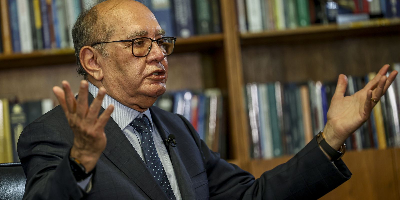 Gilmar Mendes defende Moraes e diz que STF seguirá firme Gilmar Mendes defende Moraes e diz que STF seguirá firme