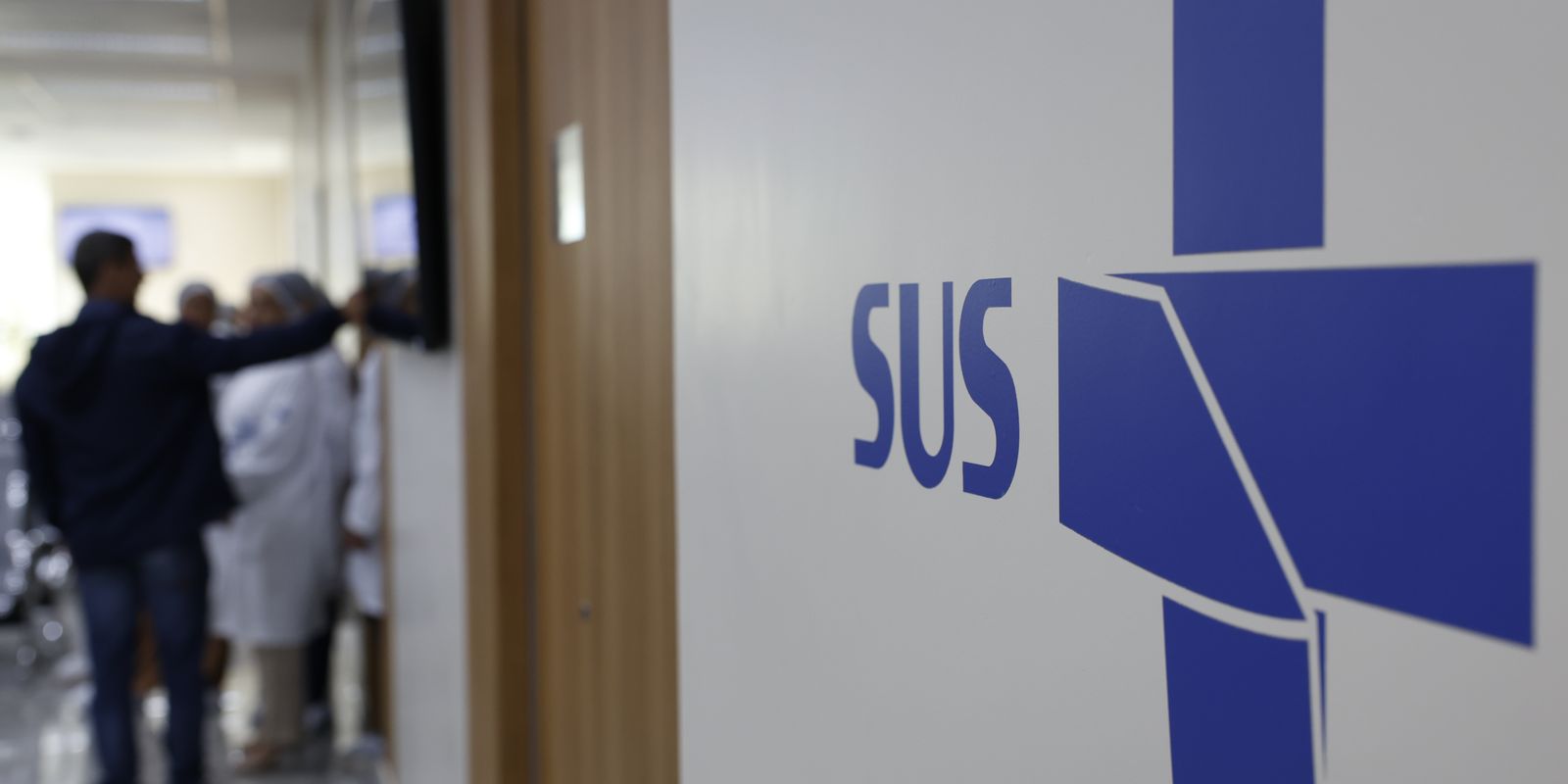 Ministério abre a adesão ao programa Agora Tem Especialistas Ministério abre a adesão ao programa Agora Tem Especialistas