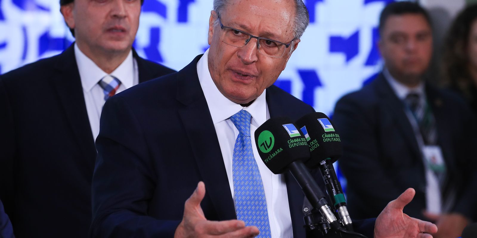 Na Câmara, Alckmin pede urgência em propostas sobre exportações Na Câmara, Alckmin pede urgência em propostas sobre exportações