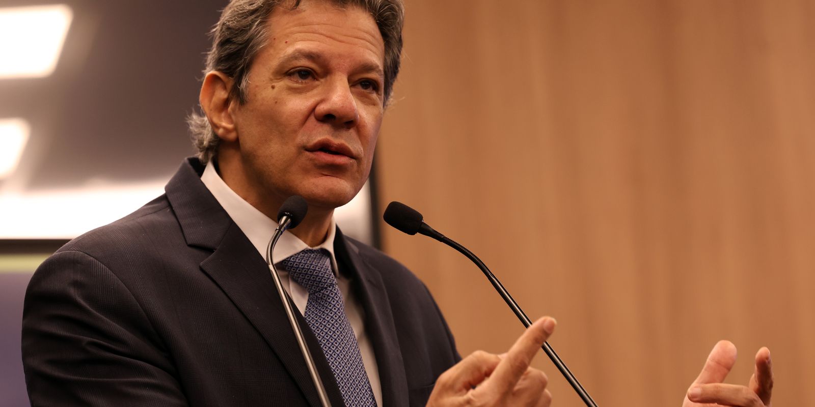 Haddad prevê queda dos juros Haddad prevê queda dos juros