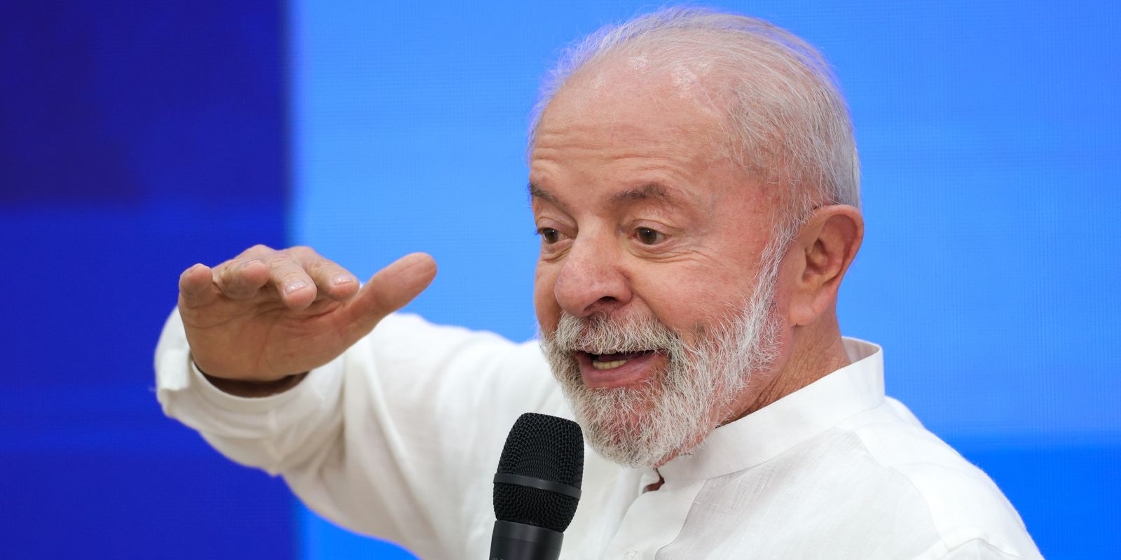 Lula diz ao New York Times que soberania e democracia são inegociáveis