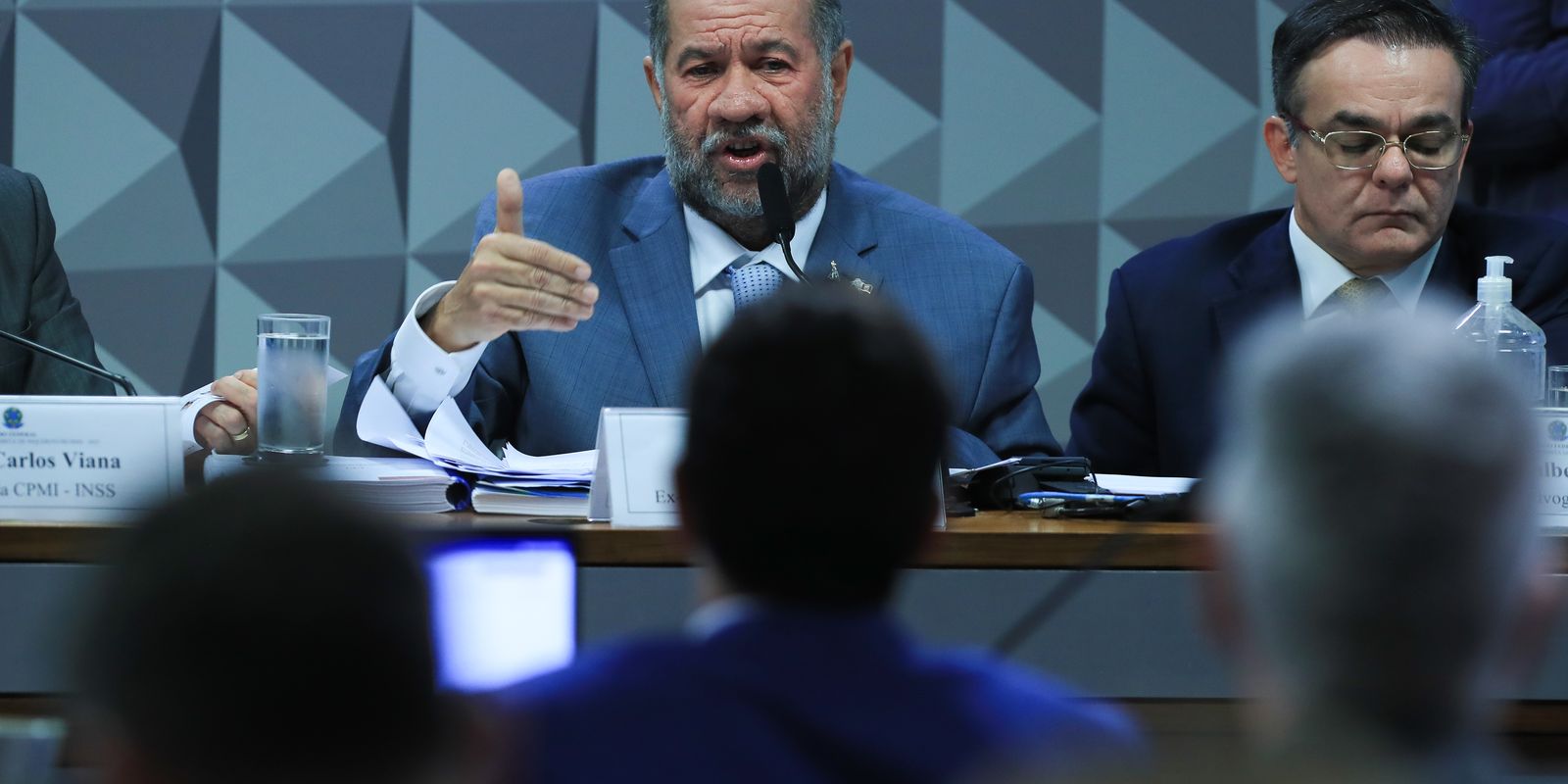 Lupi diz que governo acompanhava, mas não tinha dimensão das Lupi diz que governo acompanhava, mas não tinha dimensão das fraudes no INSS