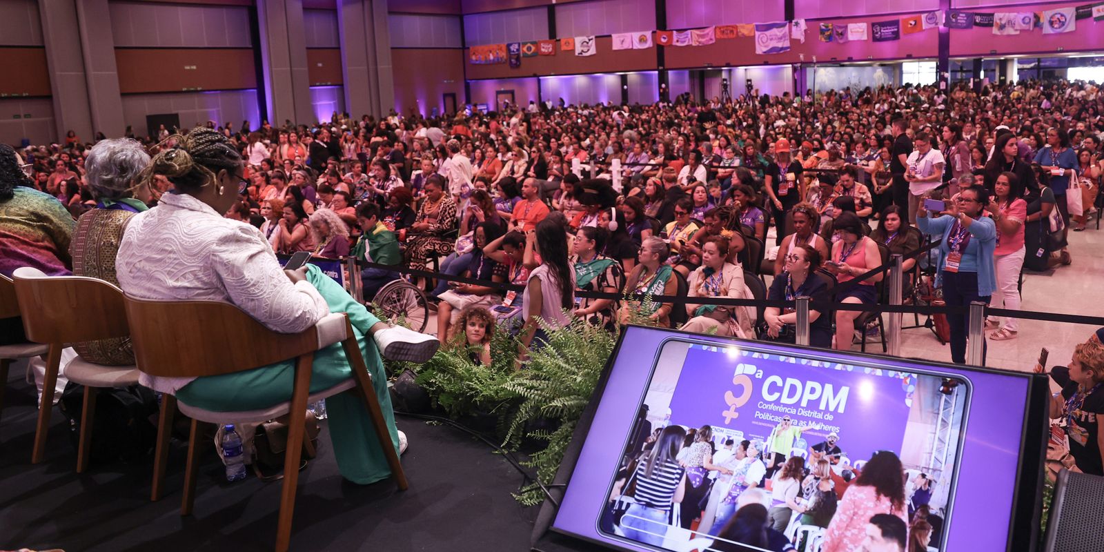 Brasília: conferencistas exigem políticas para todas as 