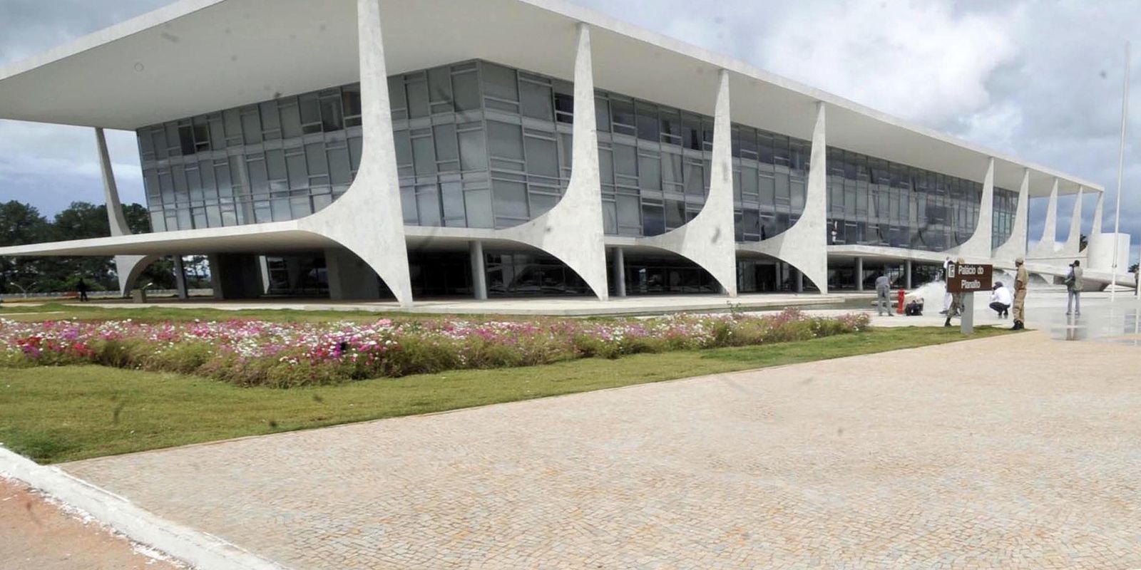 Lula elogia plebiscito sobre taxação de ricos e contra escala 6x1