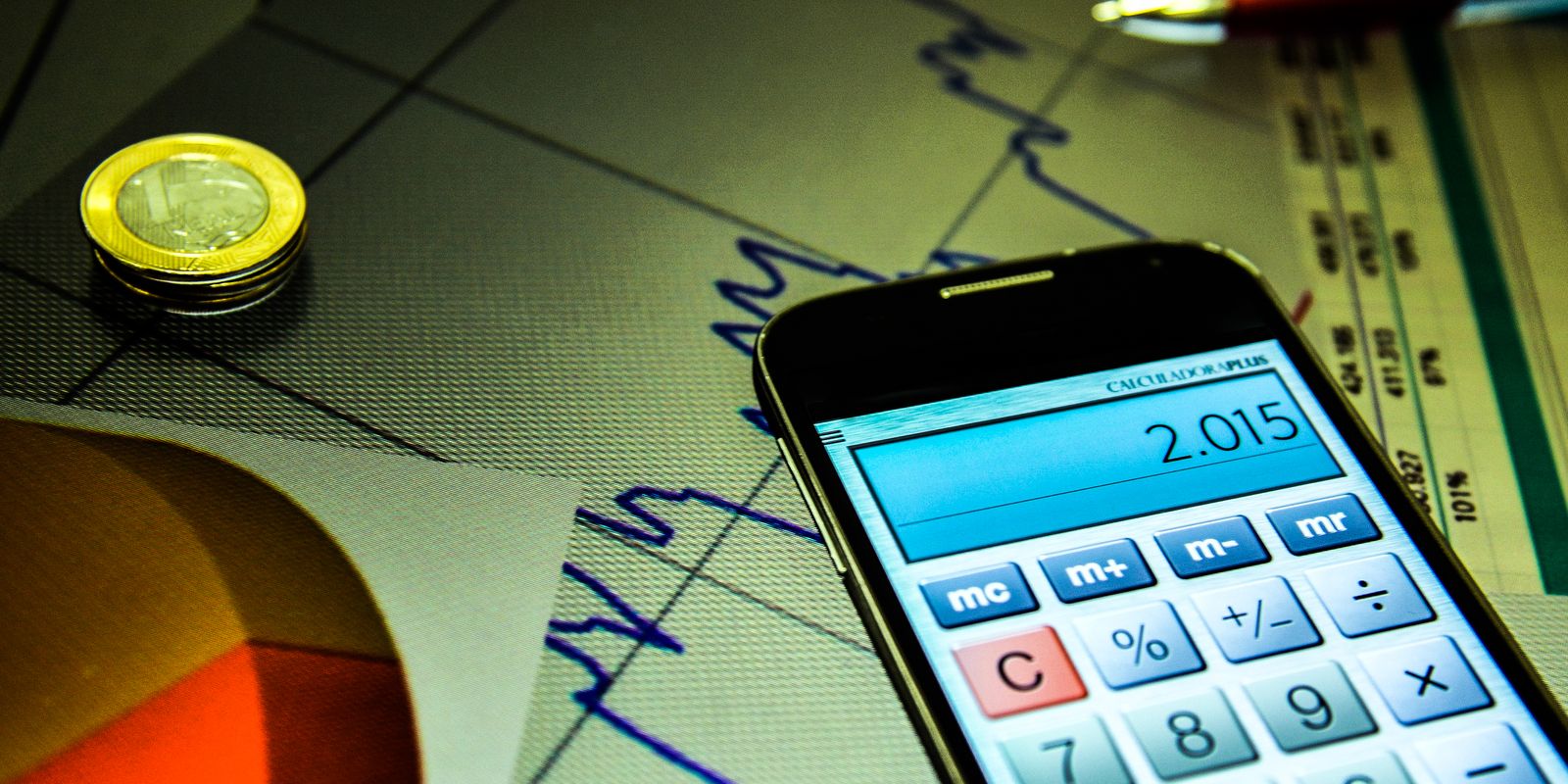 Mercado financeiro reduz previsão de inflação para 4,8%