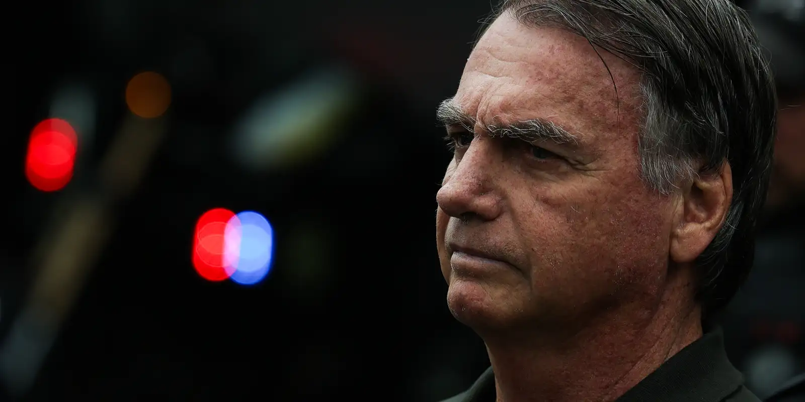 Moraes autoriza Bolsonaro a receber atendimento médico em casa Moraes autoriza Bolsonaro a receber atendimento médico em casa
