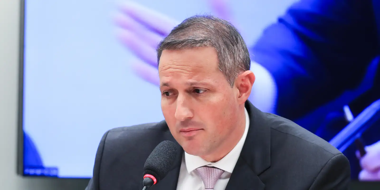 Derrite recua e mantém atuação da PF no combate ao crime organizado