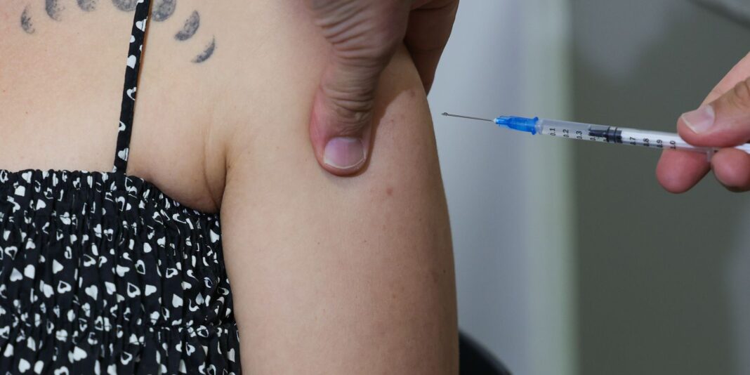 Anvisa indica vacina contra o HPV para prevenir mais tipos de câncer