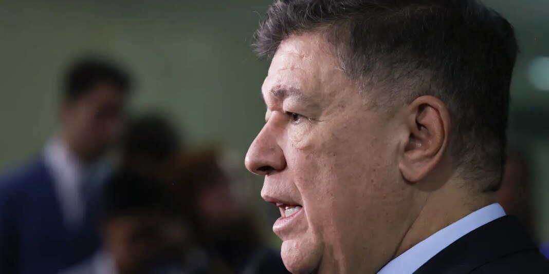 CPI do INSS: após revés no STF, Viana quer votar relatório nesta sexta