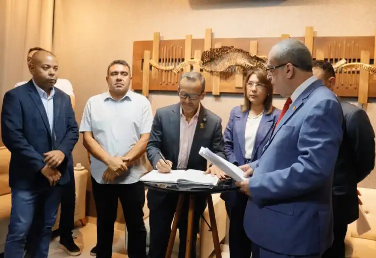 Ricardo Augusto/PMM Macapá (AP), 04/03/2026 - Pedro DaLua discursa durante cerimônia de posse como prefeito de Macapá. Foto: Ricardo Augusto/PMM