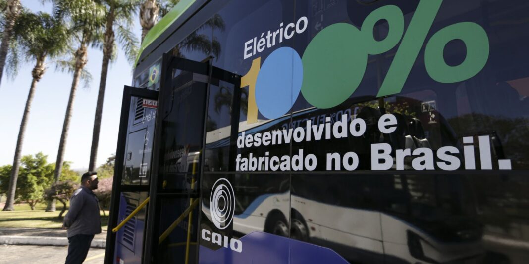 CMN dobra duração de linhas do Move Brasil a ônibus e micro-ônibus